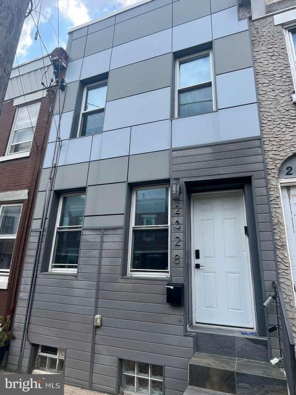 2028 E FIRTH ST, Philadelphia, PA 19125