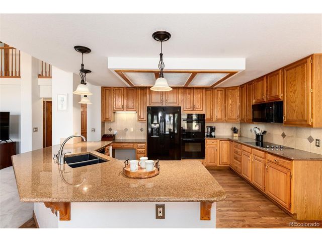 9808 Isabel Ct, Highlands Ranch, CO 80126