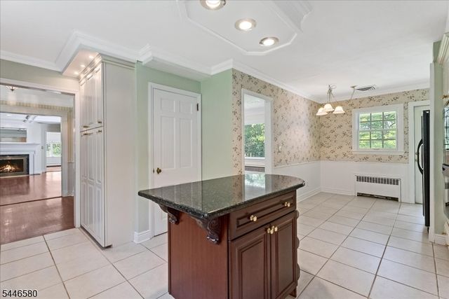 23 The Crossway, Kinnelon Boro, NJ 07405