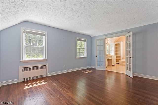 23 The Crossway, Kinnelon Boro, NJ 07405