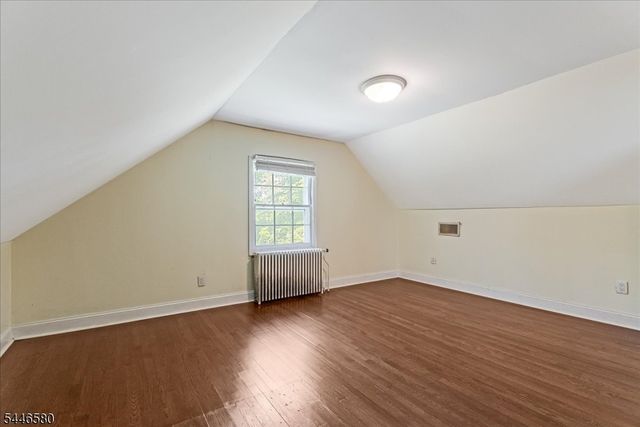 23 The Crossway, Kinnelon Boro, NJ 07405