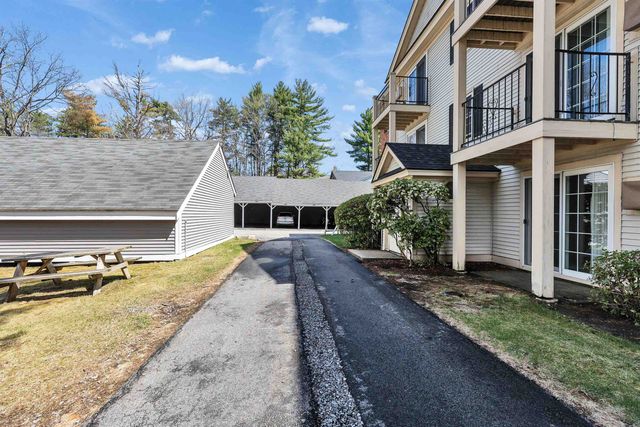 1 Northbrook Dr Unit 102, Manchester, NH 03102