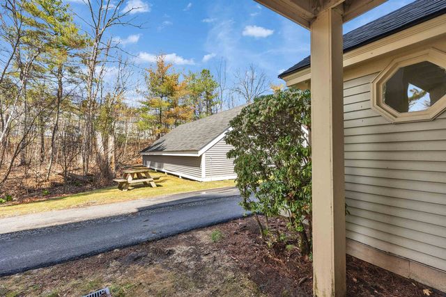 1 Northbrook Dr Unit 102, Manchester, NH 03102