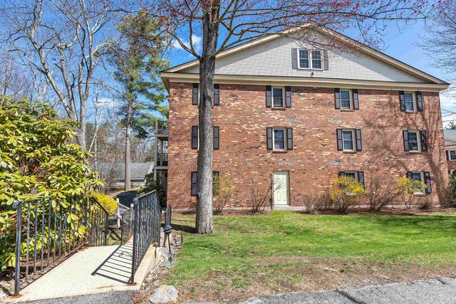 1 Northbrook Dr Unit 102, Manchester, NH 03102