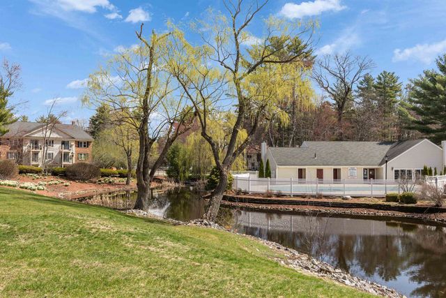 1 Northbrook Dr Unit 102, Manchester, NH 03102