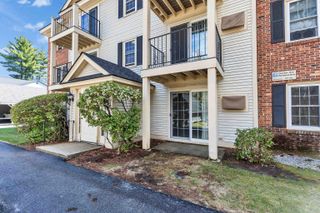 1 Northbrook Dr Unit 102, Manchester, NH 03102