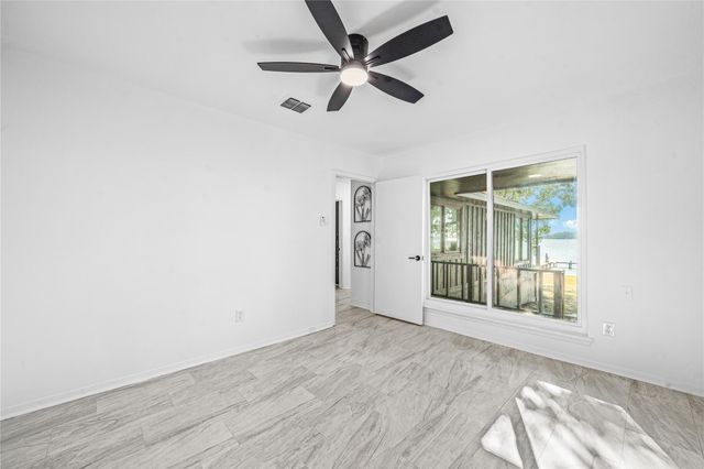 21063 Flaming Arrow Trl, Crosby, TX 77532