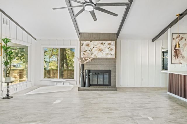 21063 Flaming Arrow Trl, Crosby, TX 77532