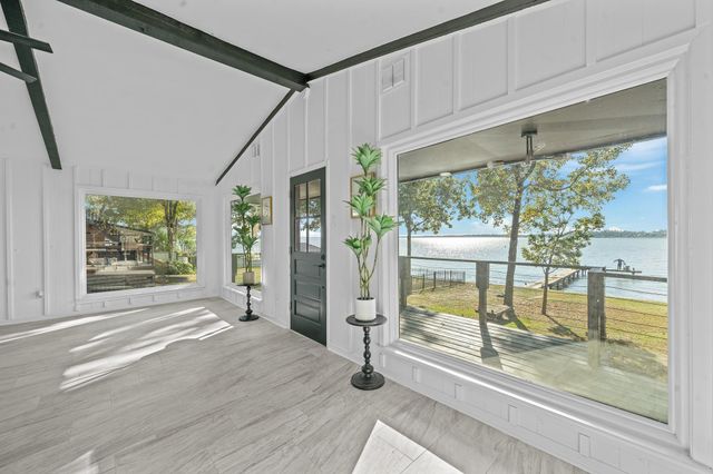 21063 Flaming Arrow Trl, Crosby, TX 77532