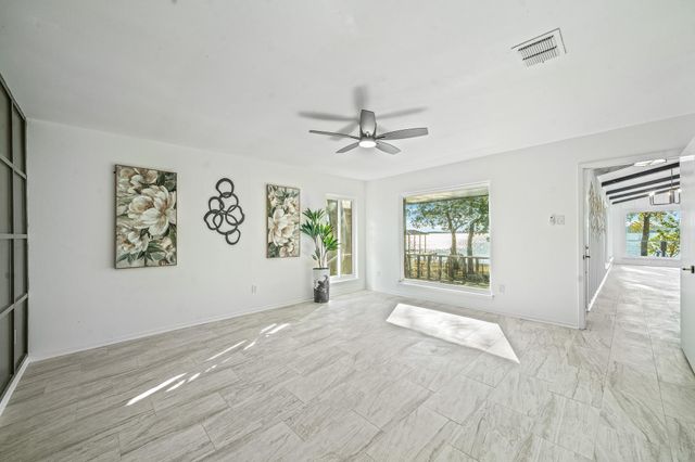 21063 Flaming Arrow Trl, Crosby, TX 77532