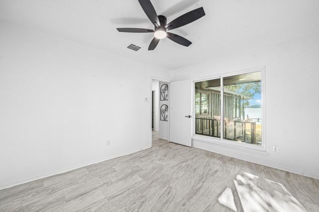21063 Flaming Arrow Trl, Crosby, TX 77532