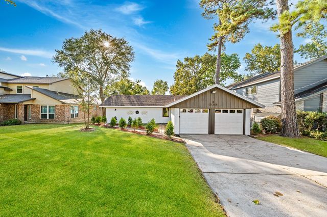 21063 Flaming Arrow Trl, Crosby, TX 77532