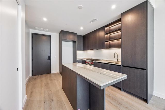 610 Davis ST 2009, Austin, TX 78701