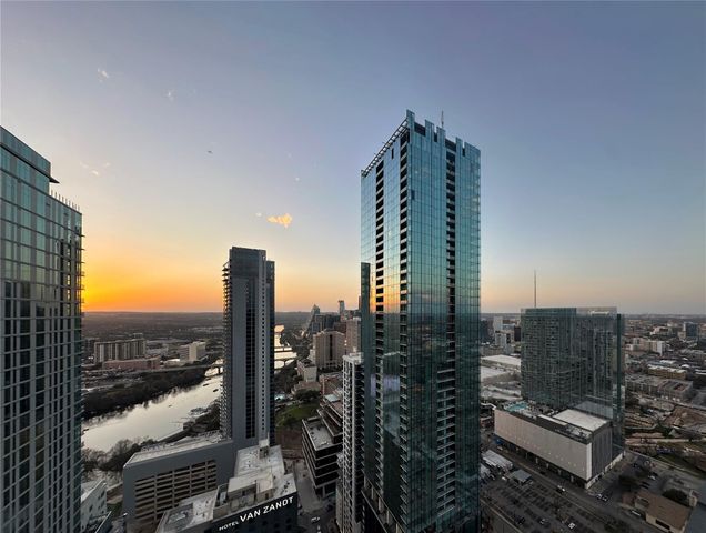 610 Davis ST 2009, Austin, TX 78701