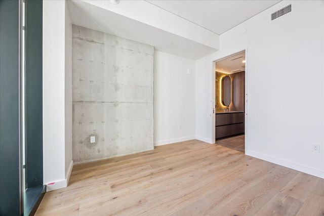 610 Davis ST 2009, Austin, TX 78701