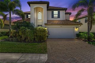 4764 Formosa DR, Naples, FL 34119