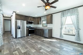 525 East Main Street 8, Branford, CT 06405