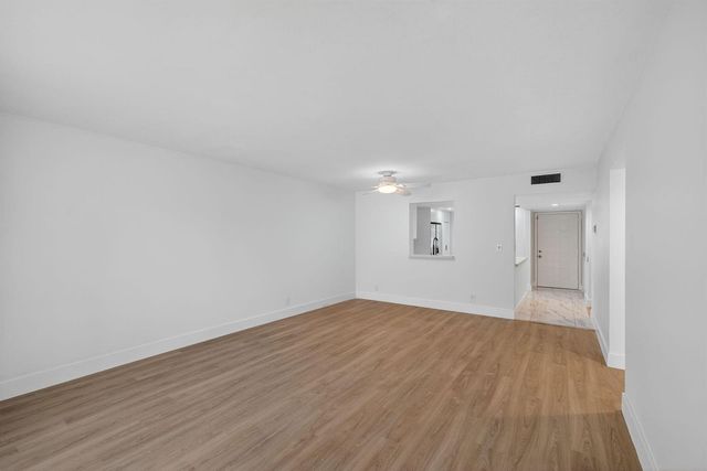 14375 Strathmore Lane 303, Delray Beach, FL 33446