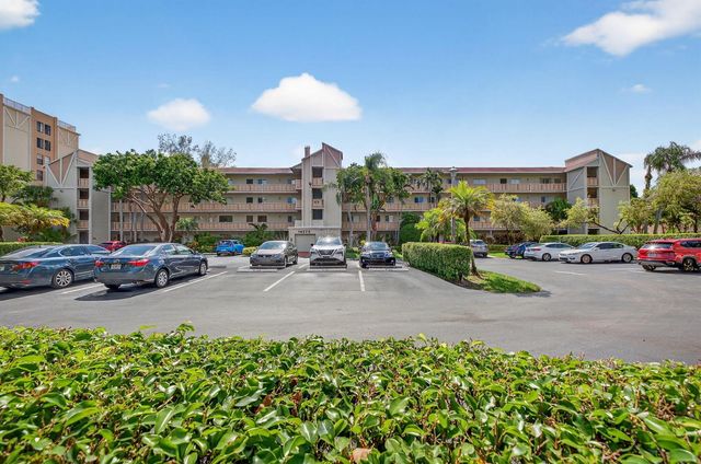 14375 Strathmore Lane 303, Delray Beach, FL 33446
