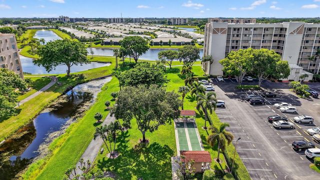 14375 Strathmore Lane 303, Delray Beach, FL 33446