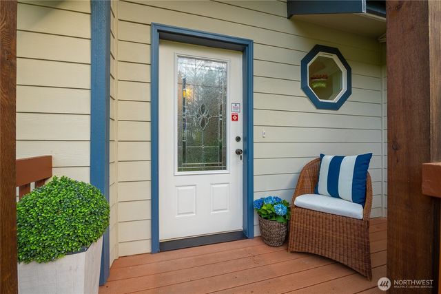 7968 E Golf Course Drive, Blaine, WA 98230