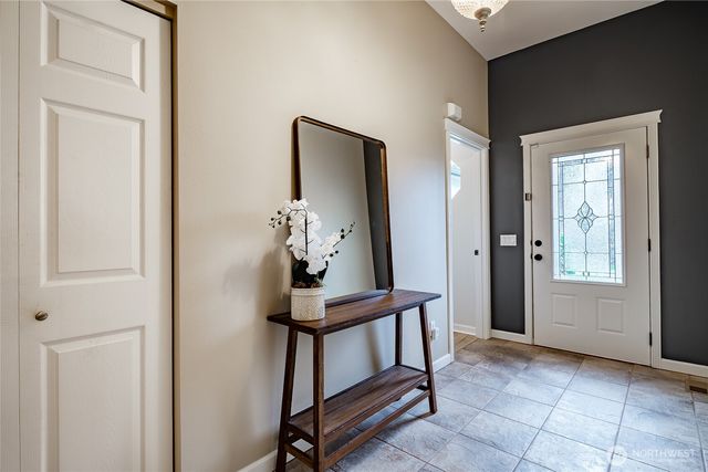 7968 E Golf Course Drive, Blaine, WA 98230