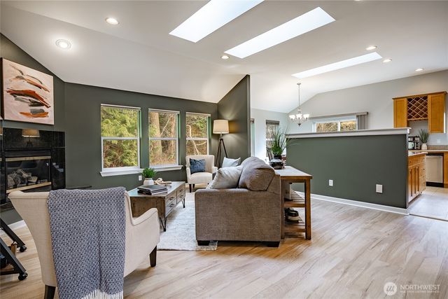 7968 E Golf Course Drive, Blaine, WA 98230