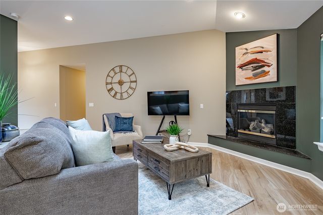 7968 E Golf Course Drive, Blaine, WA 98230