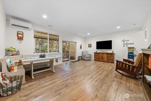 10218 45th Street E, Edgewood, WA 98372