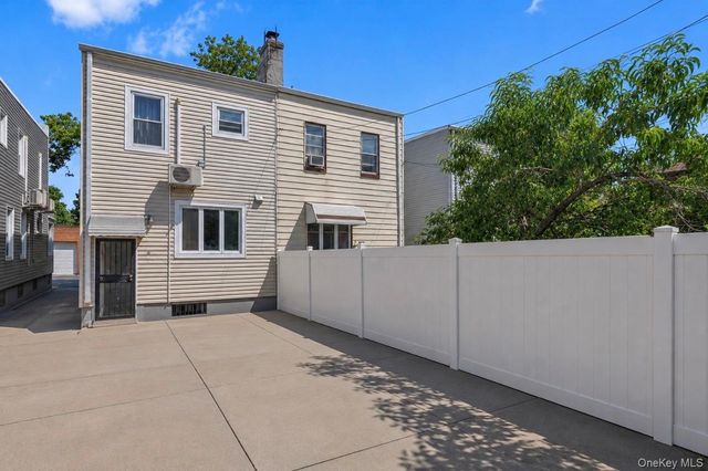 7964 77th Avenue, Glendale, NY 11385
