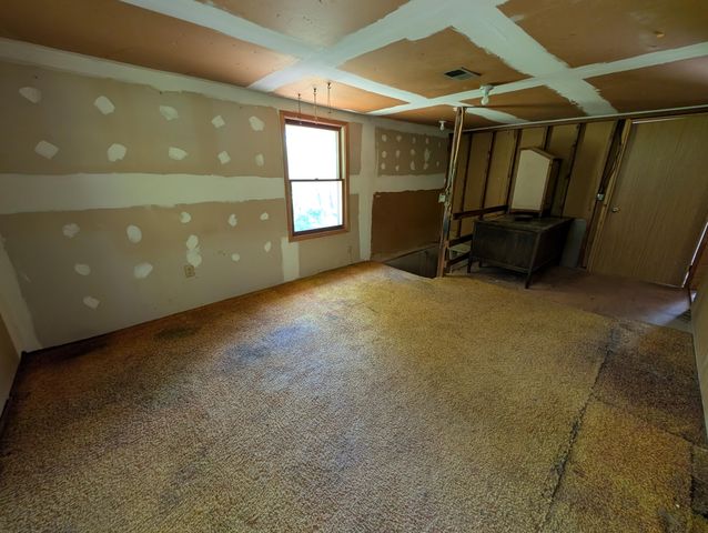 3909 Cloverville Road, Fruitport, MI 49415