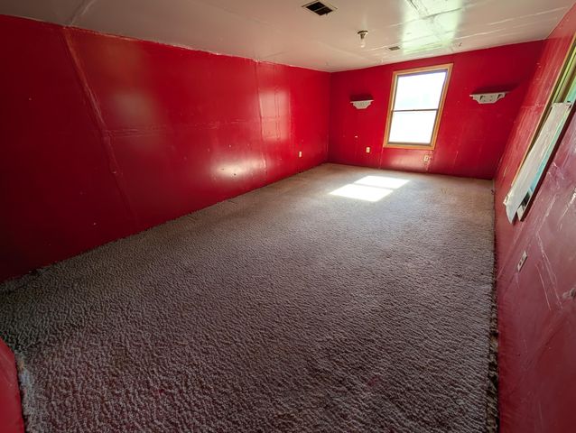 3909 Cloverville Road, Fruitport, MI 49415