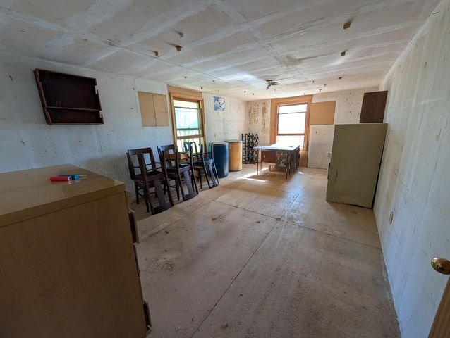 3909 Cloverville Road, Fruitport, MI 49415