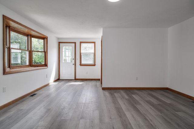 14 French Road, Holbrook, MA 02343