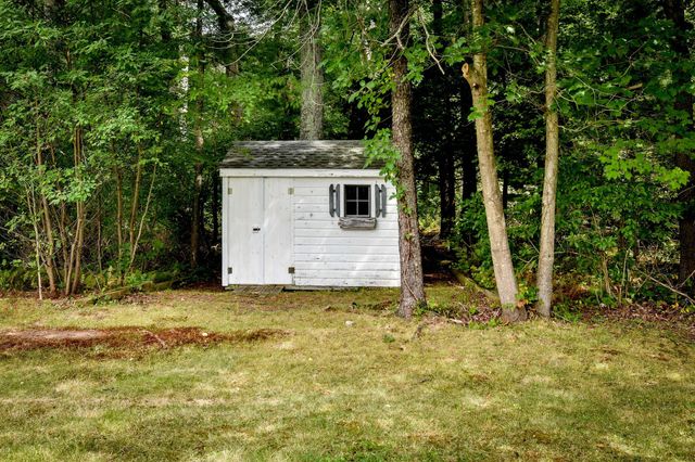 14 French Road, Holbrook, MA 02343