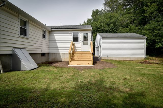 14 French Road, Holbrook, MA 02343
