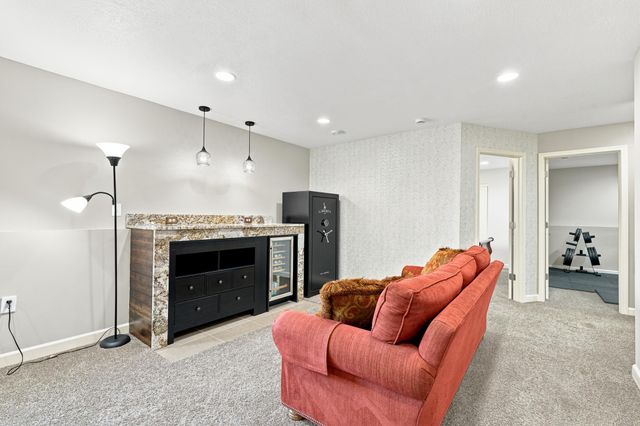 722 79th Street, Lino Lakes, MN 55014
