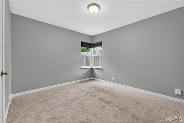 913 Blossom Lane, Rock Hill, MO 63119