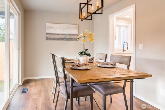 23615 105th Place SE, Kent, WA 98031