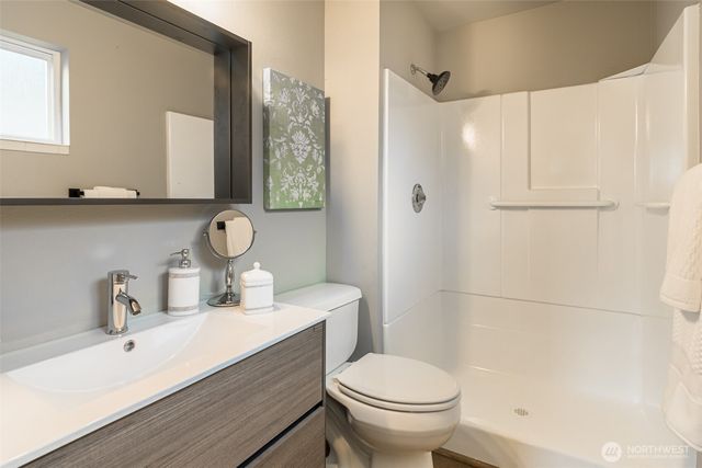 23615 105th Place SE, Kent, WA 98031