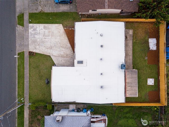 23615 105th Place SE, Kent, WA 98031