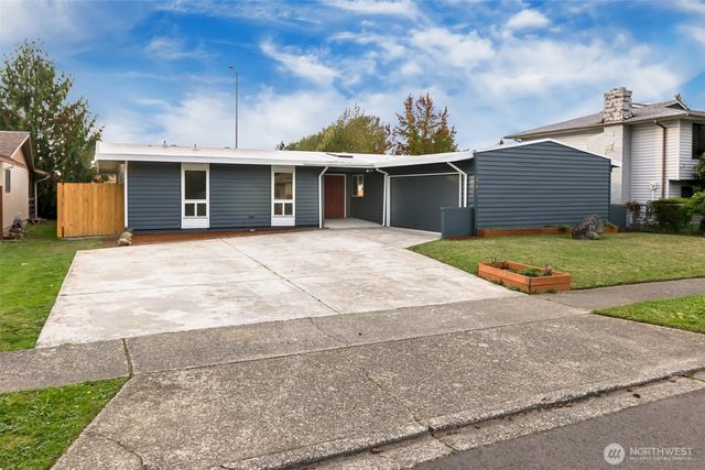 23615 105th Place SE, Kent, WA 98031