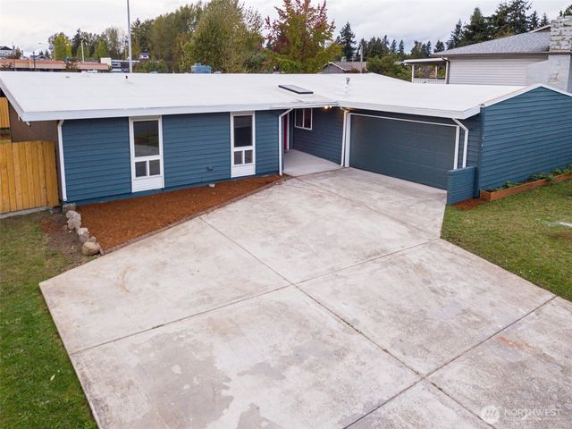 23615 105th Place SE, Kent, WA 98031