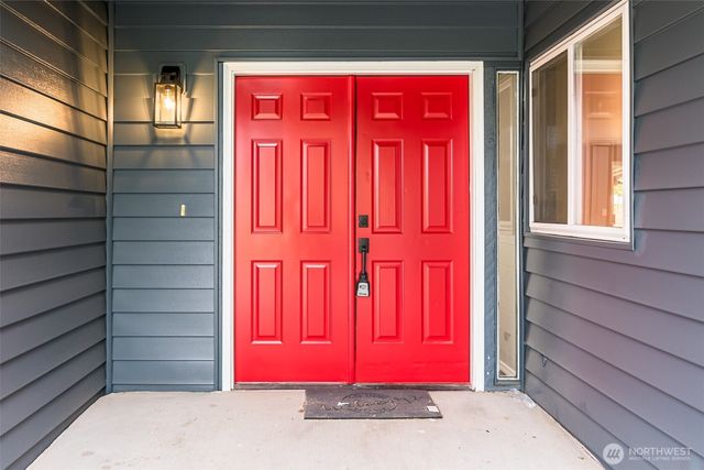 23615 105th Place SE, Kent, WA 98031