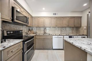 470 N Post Oak Lane 470, Houston, TX 77024