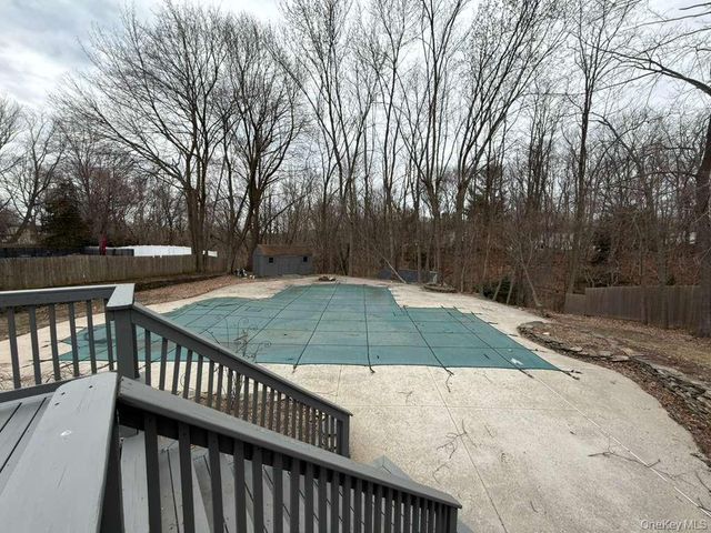 21 Colby Drive, Kings Park, NY 11754