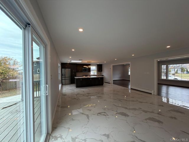 21 Colby Drive, Kings Park, NY 11754