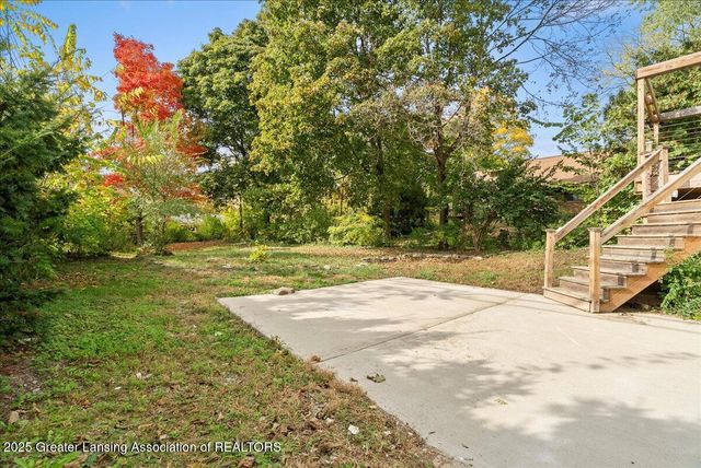 119 Kensington Road, East Lansing, MI 48823