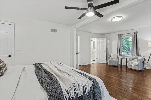 401 W 114 Terrace, Kansas City, MO 64114