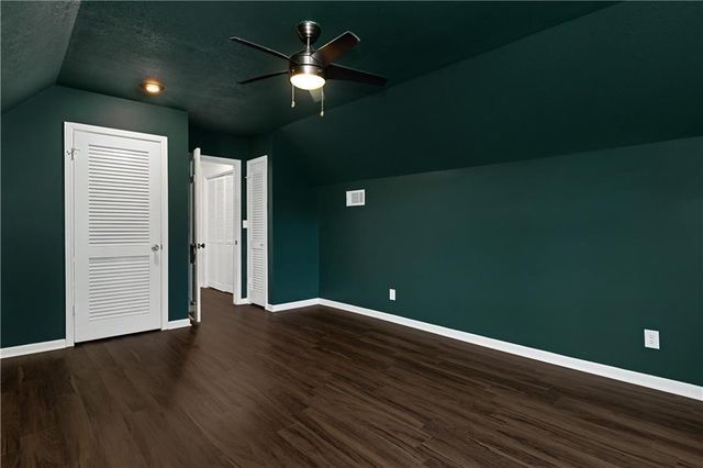 401 W 114 Terrace, Kansas City, MO 64114